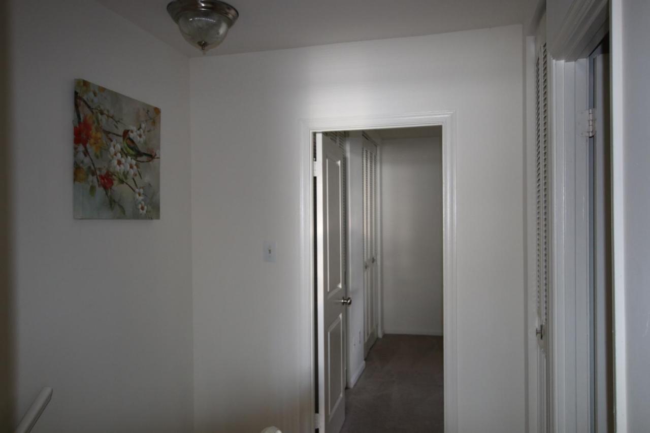 Luxury Villa And Apartments Fairfax Exterior foto
