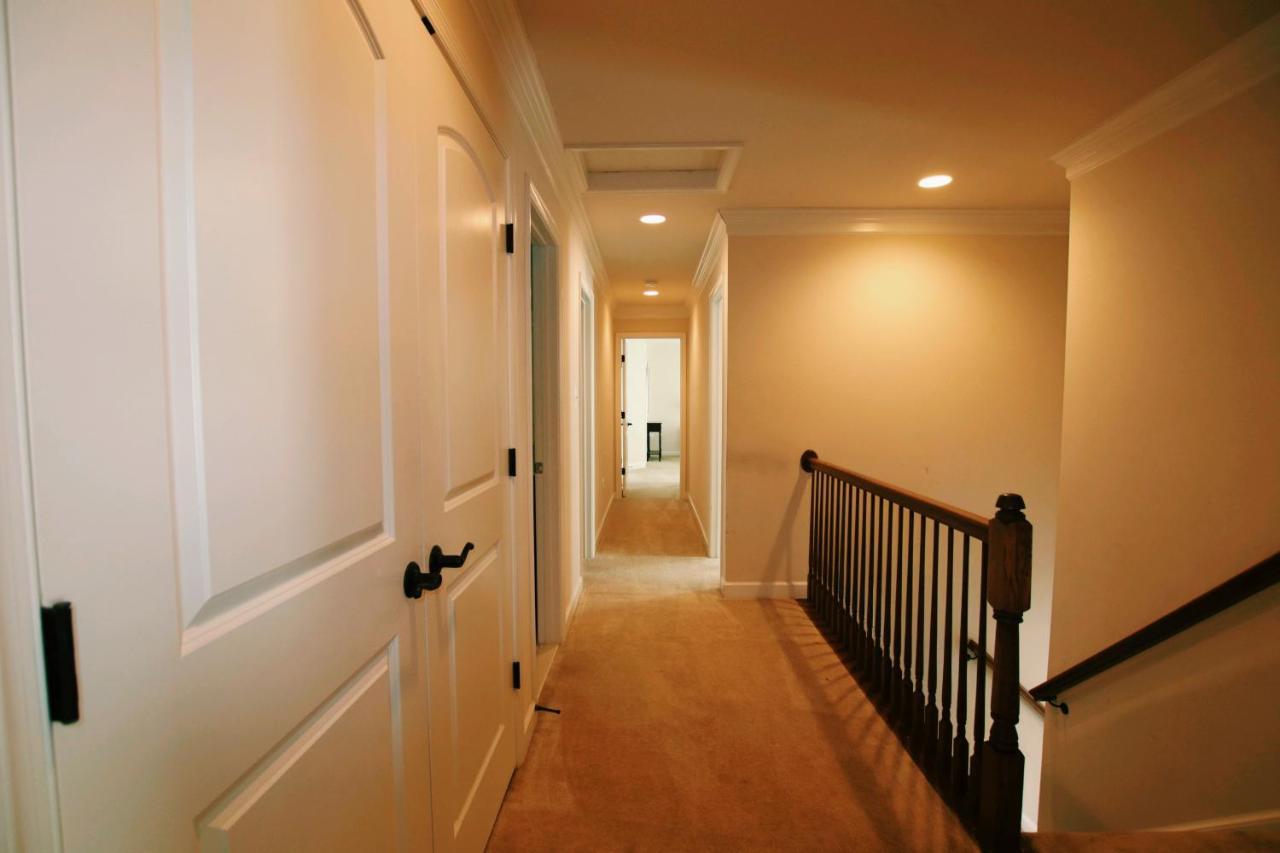 Luxury Villa And Apartments Fairfax Exterior foto